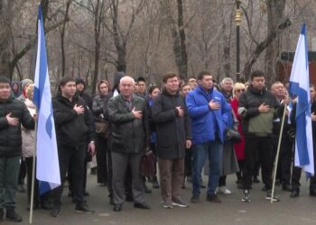 Фото пресс-службы партии "Ак жол"