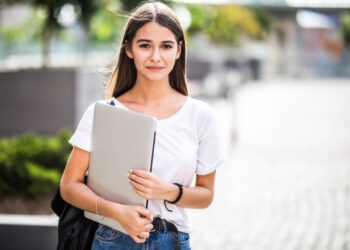 Фото: theredpen.in